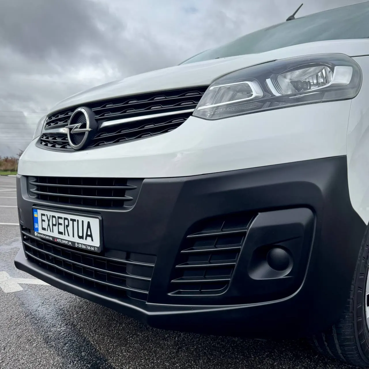 Opel Vivaro Long — фото 9