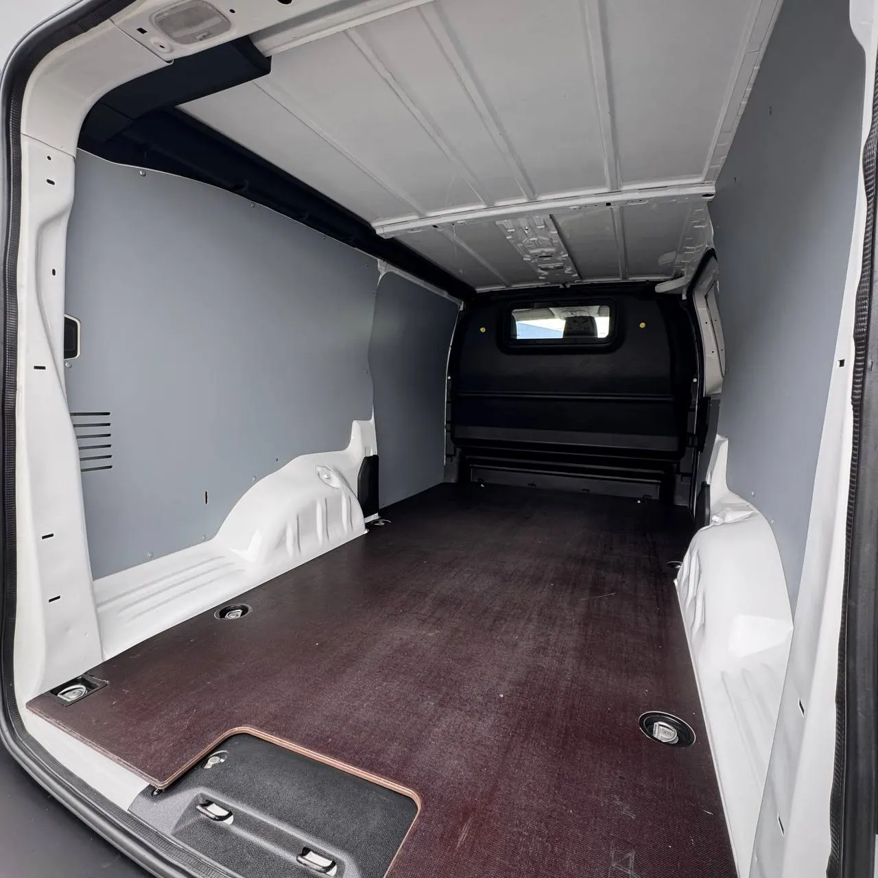 Opel Vivaro Long — фото 45