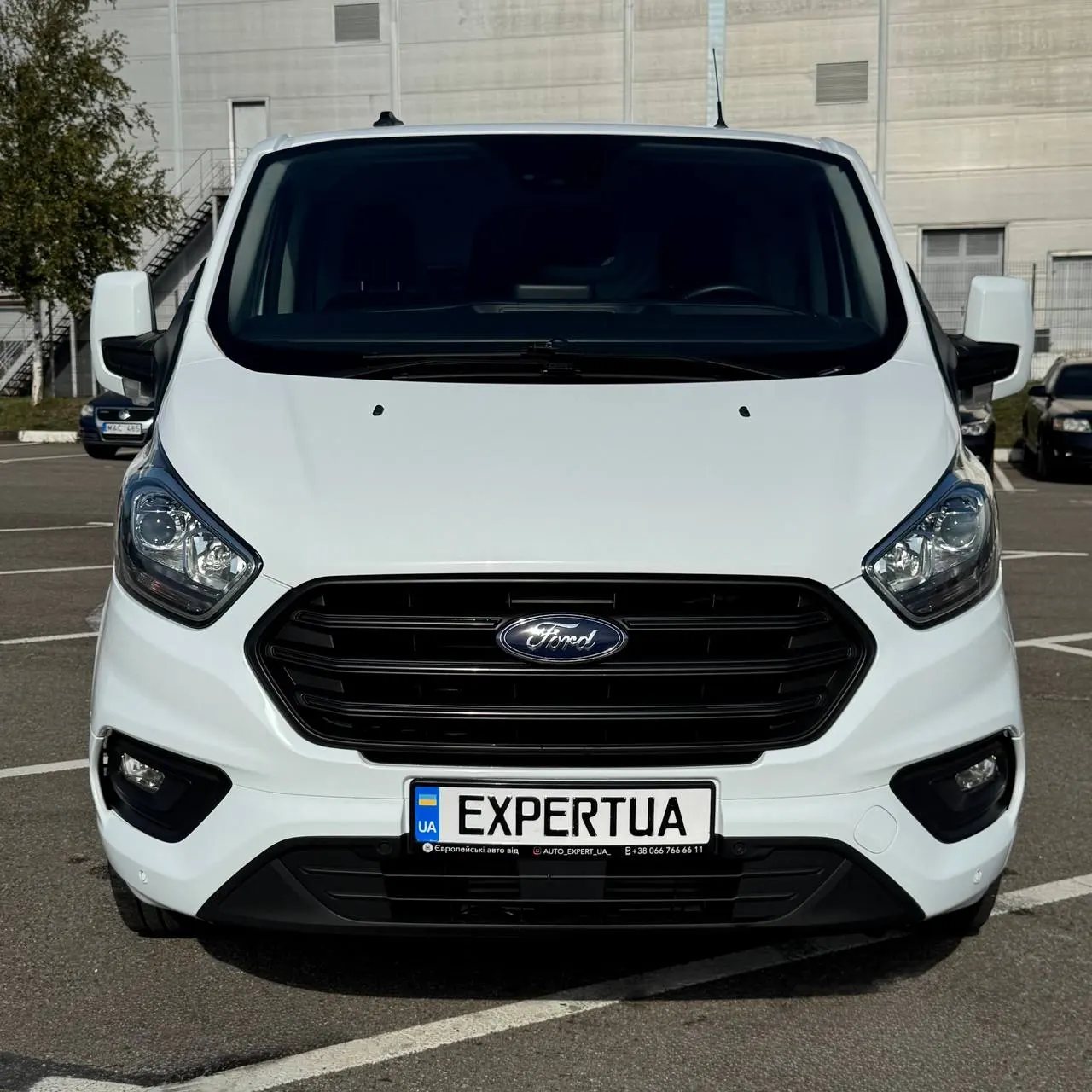 Ford Transit Custom Long — фото 2