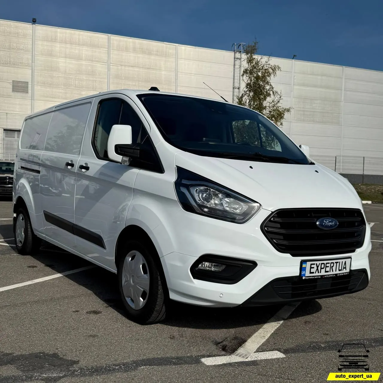 Ford Transit Custom Long — фото 3