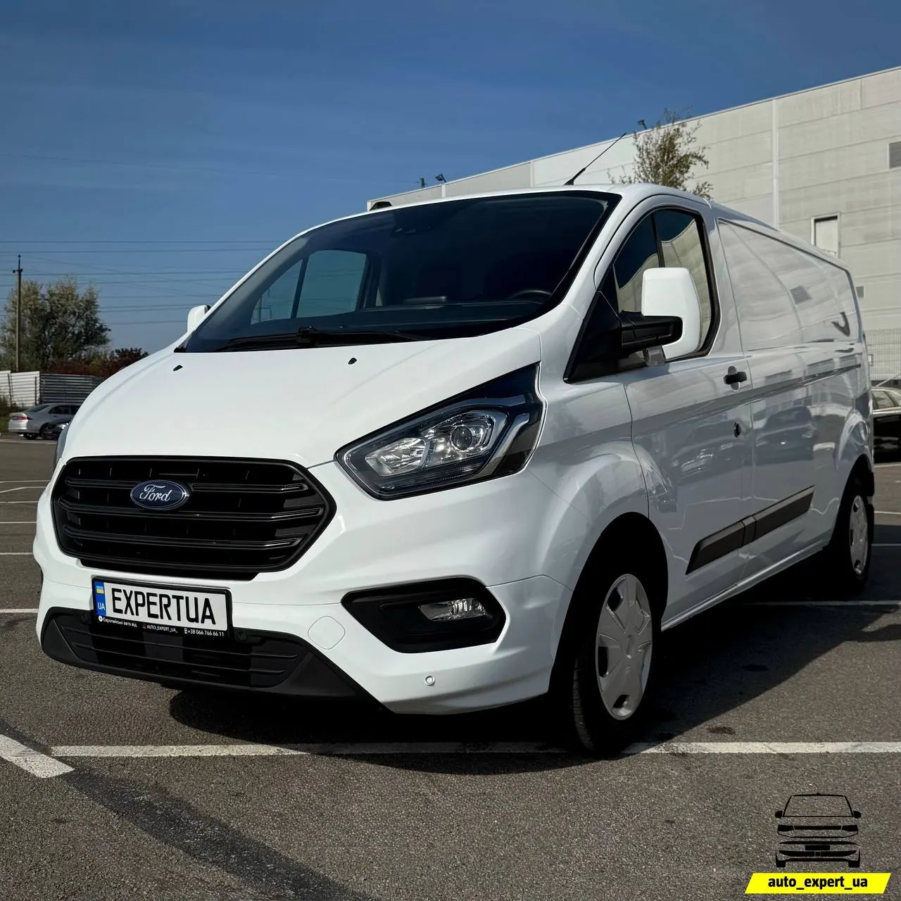 Ford Transit Custom Long — фото 1