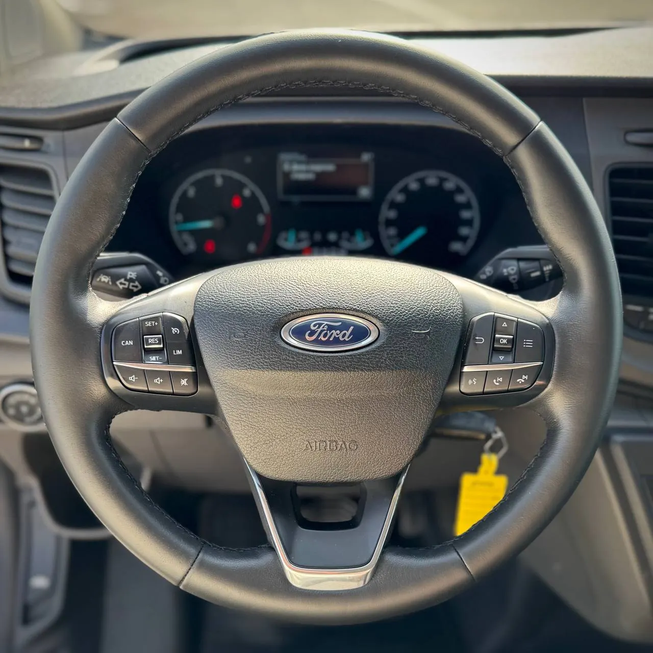 Ford Transit Custom Long — фото 18