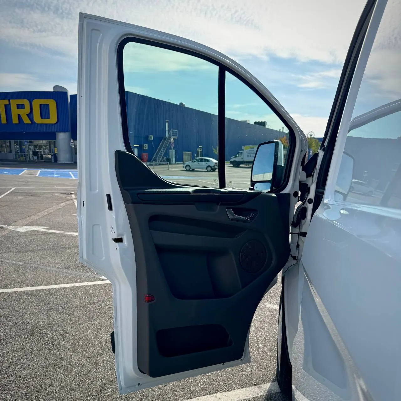 Ford Transit Custom Long — фото 32