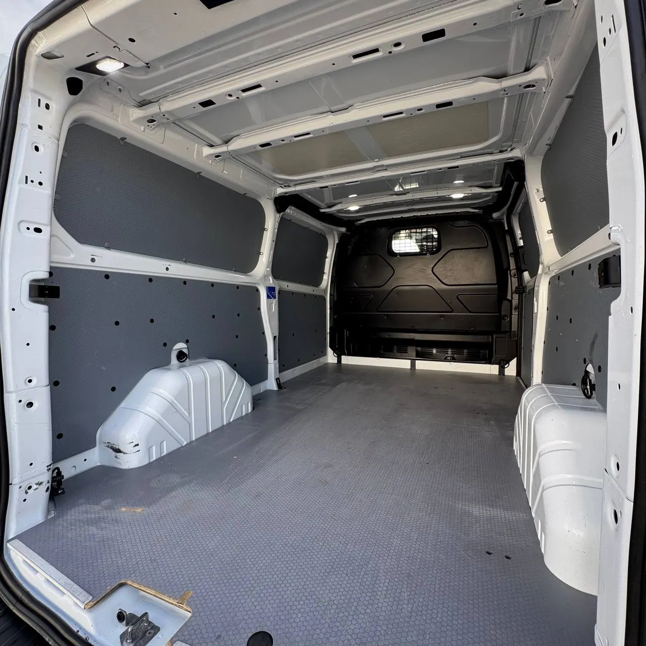 Ford Transit Custom Long — фото 48