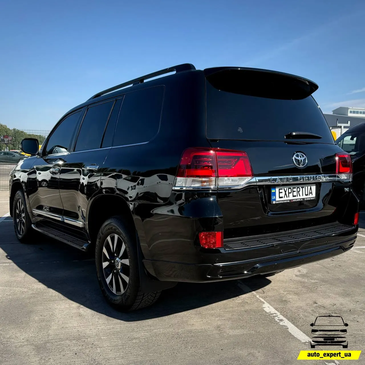 Toyota Land Cruiser 200 — фото 4