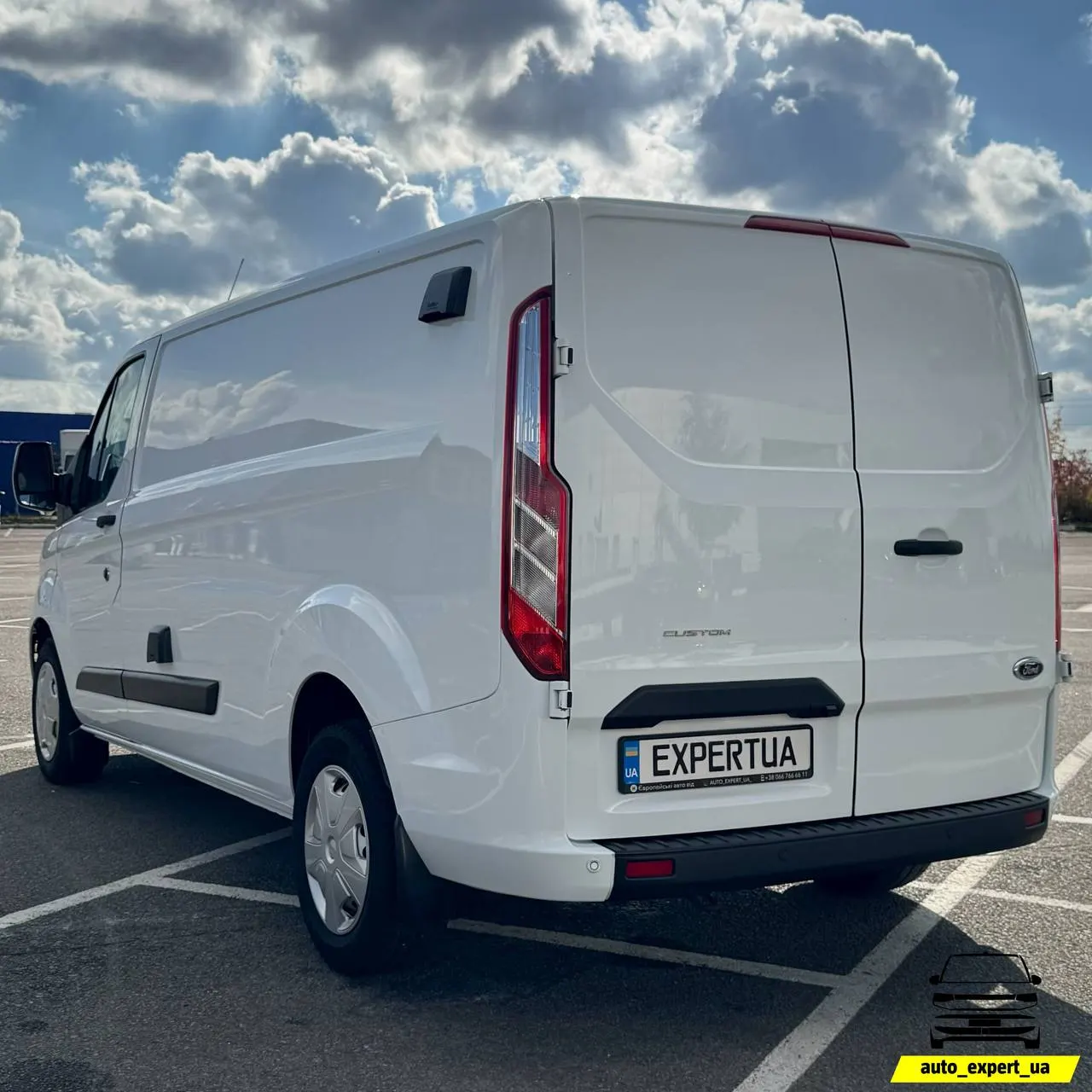 Ford Transit Custom Long — фото 7