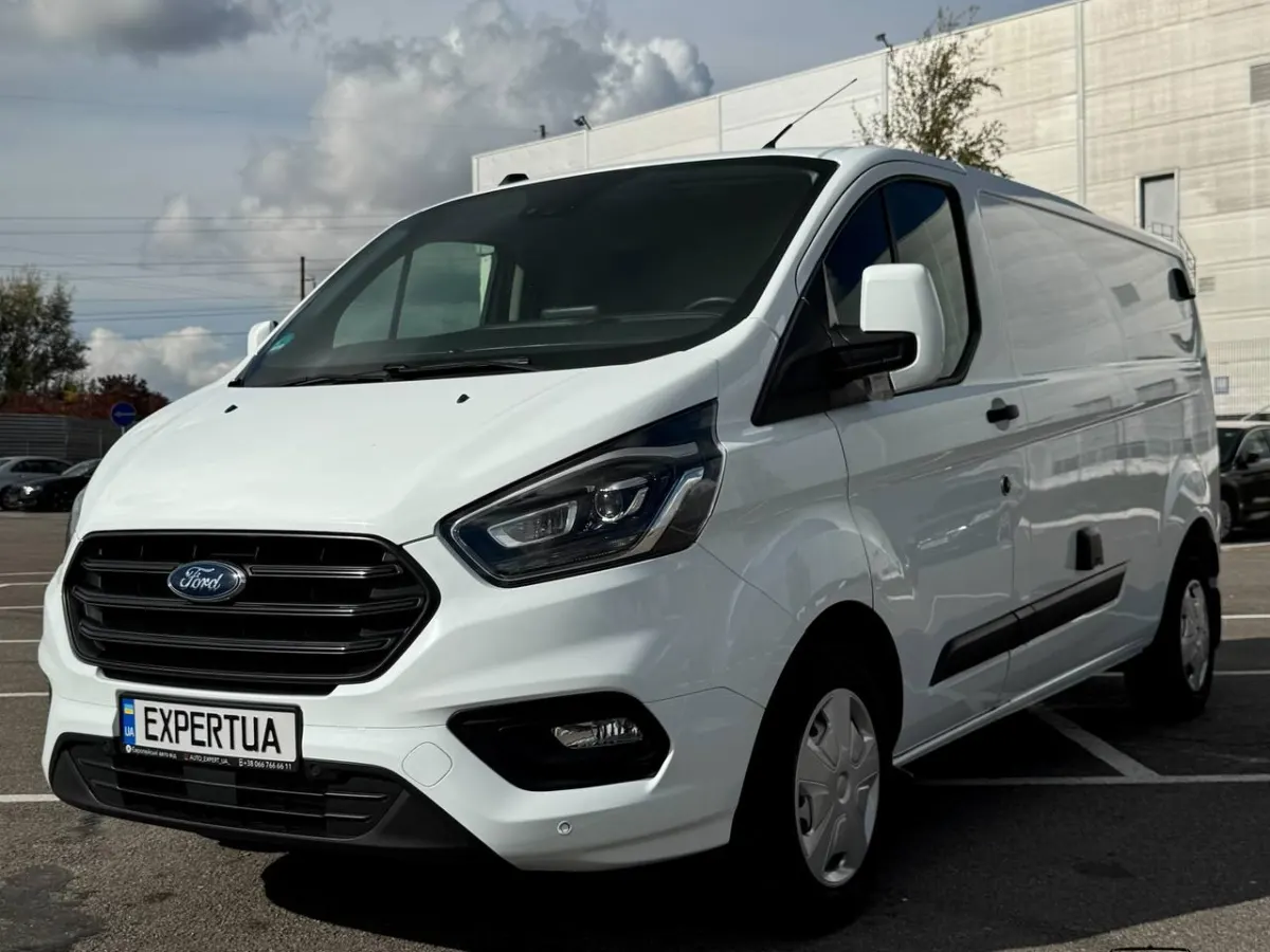 Ford Transit Custom Long — фото 1