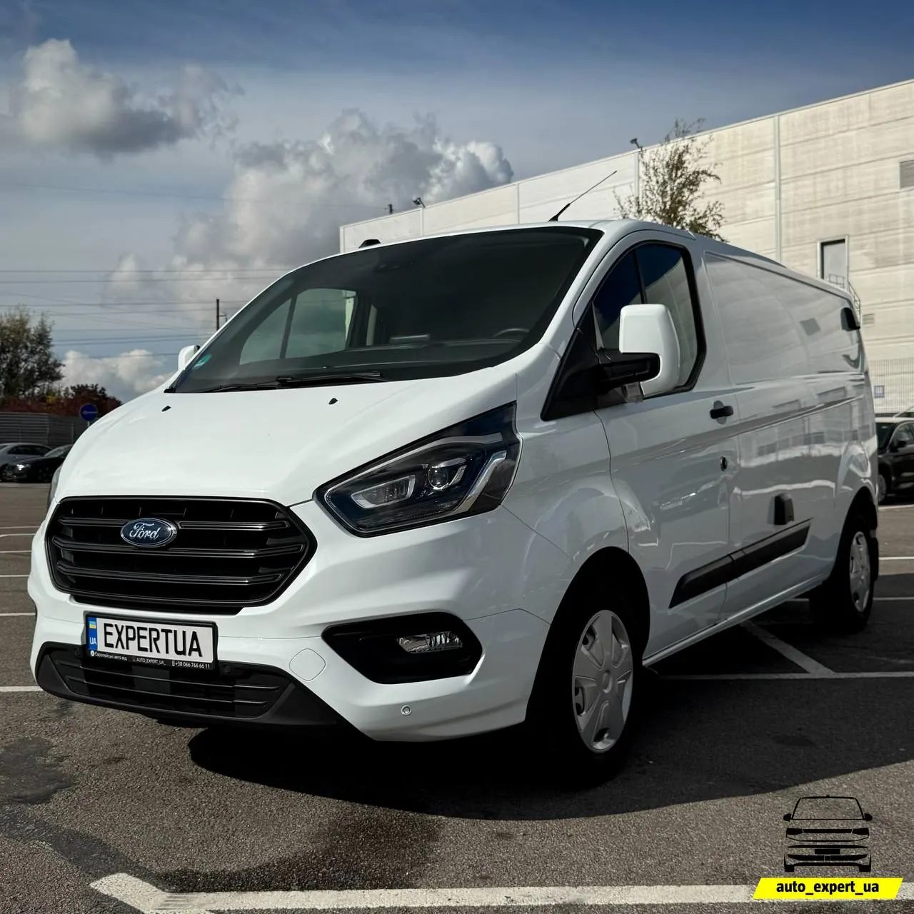 Ford Transit Custom Long — фото 1