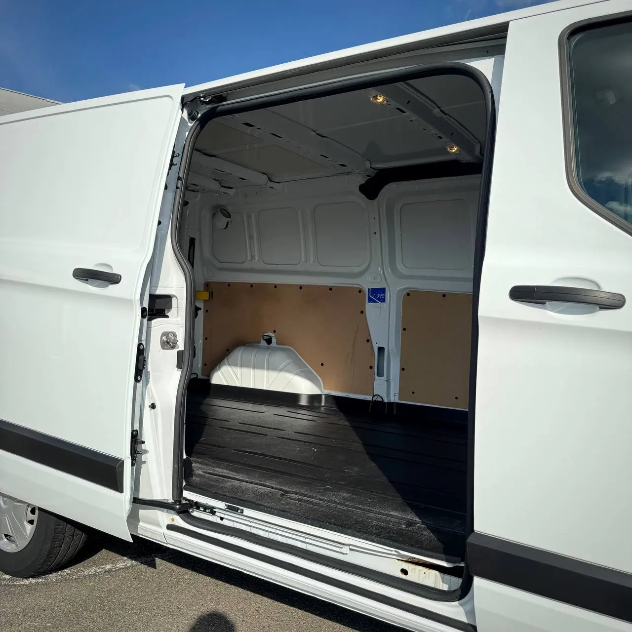 Ford Transit Custom Long — фото 38