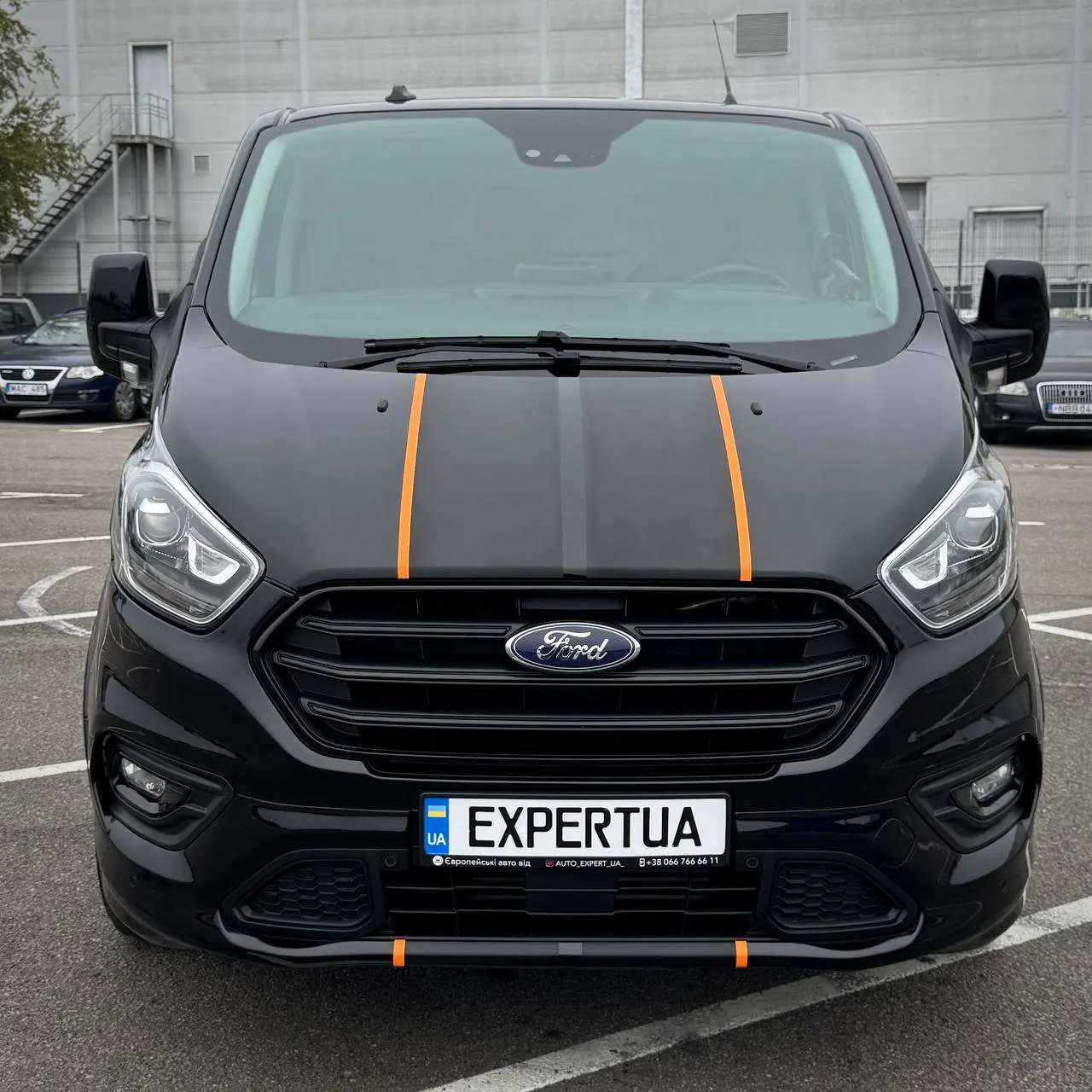 Ford Transit Custom Long — фото 2